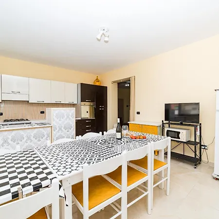 Apartman Venezia Rooftop - Center - Big Balcony - By Click Salento *
