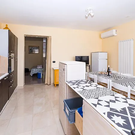 Venezia Rooftop - Center - Big Balcony - By Click Salento Apartman