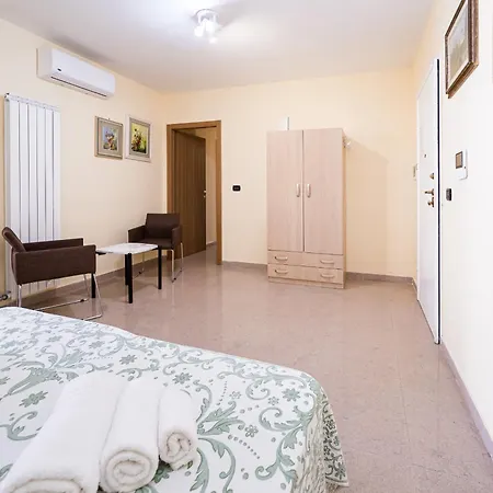 Apartman Venezia Rooftop - Center - Big Balcony - By Click Salento *